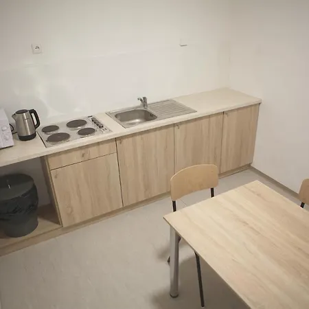 Kapslový hotel Siesta *